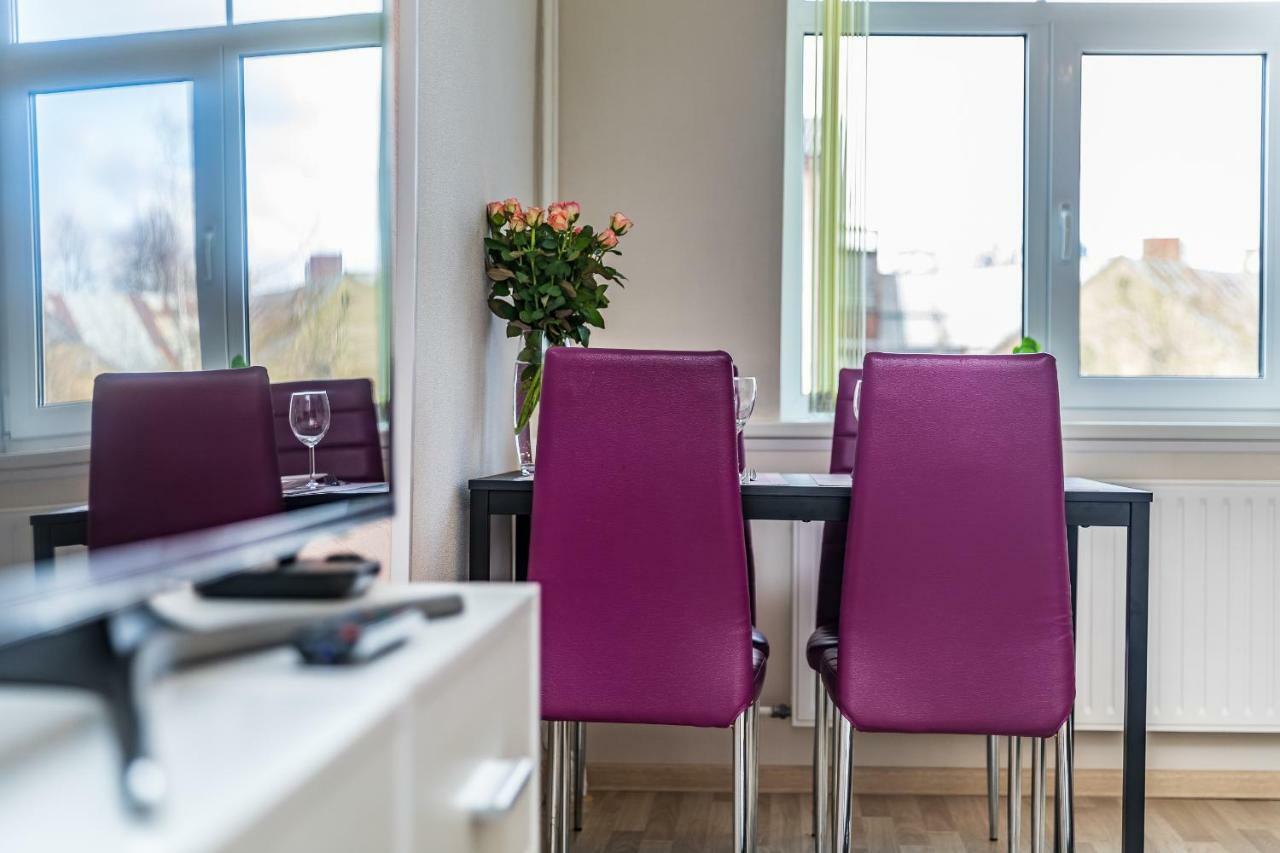 Compact Apartment Near Food Market In The Oldtown Plus Free Parking Klaipeda Ngoại thất bức ảnh