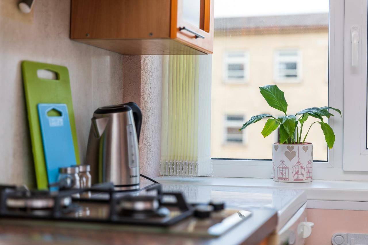 Compact Apartment Near Food Market In The Oldtown Plus Free Parking Klaipeda Ngoại thất bức ảnh