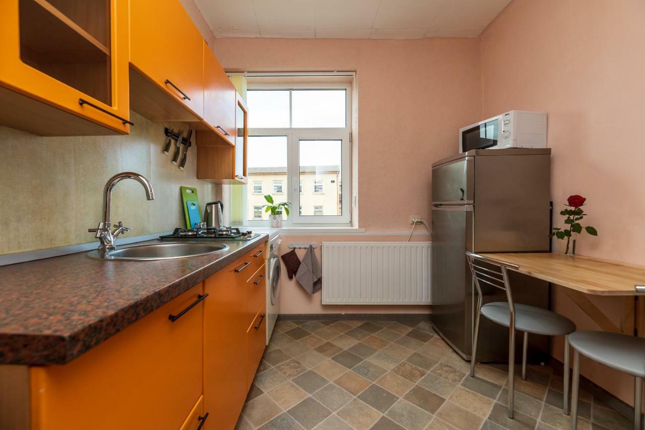 Compact Apartment Near Food Market In The Oldtown Plus Free Parking Klaipeda Ngoại thất bức ảnh